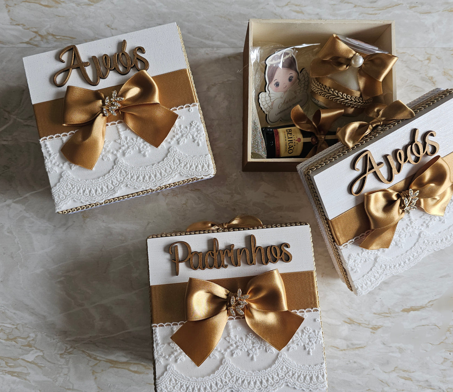 Caixa especial Padrinhos/Avós "Gold"