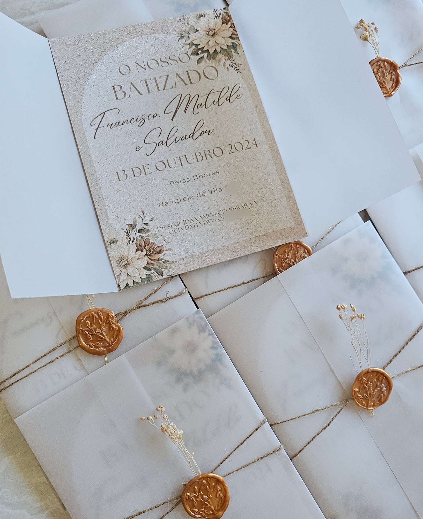 Convite floral creme