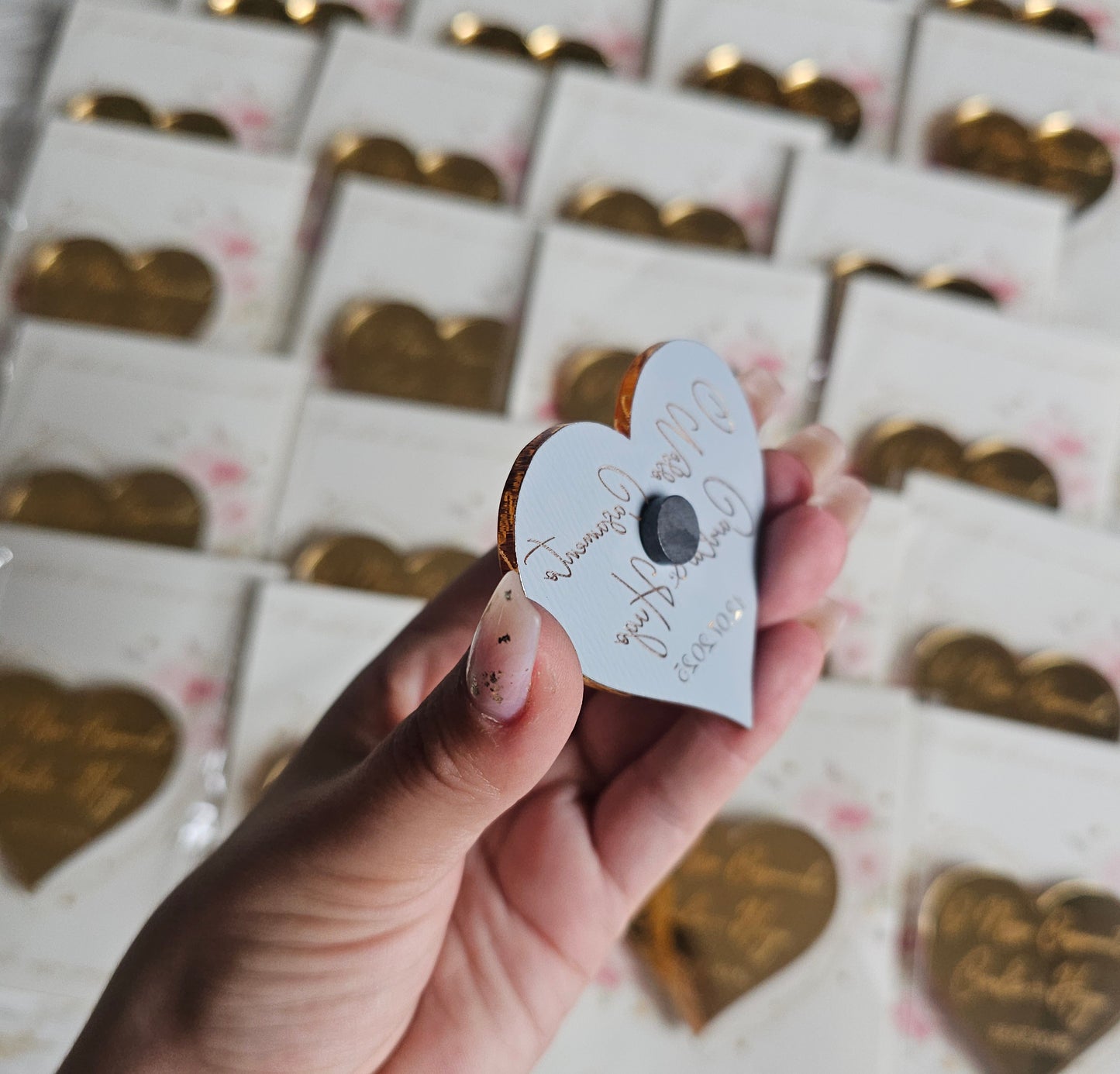 Íman coração acrílico dourado C&H