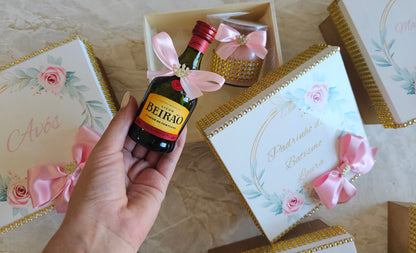 Caixas especiais " Floral rosa e dourado"
