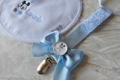 Babete personalizado + prendedor "Leonardo"