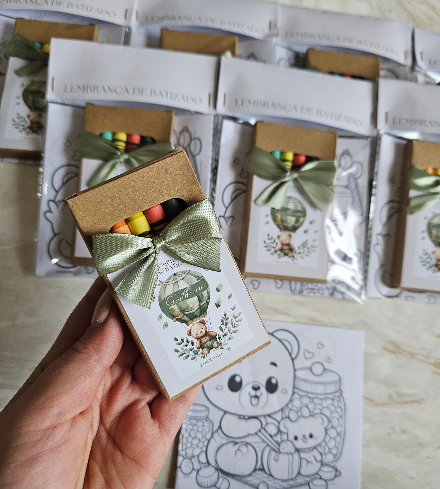 Kit lápis + desenhos para colorir "Ursinho"