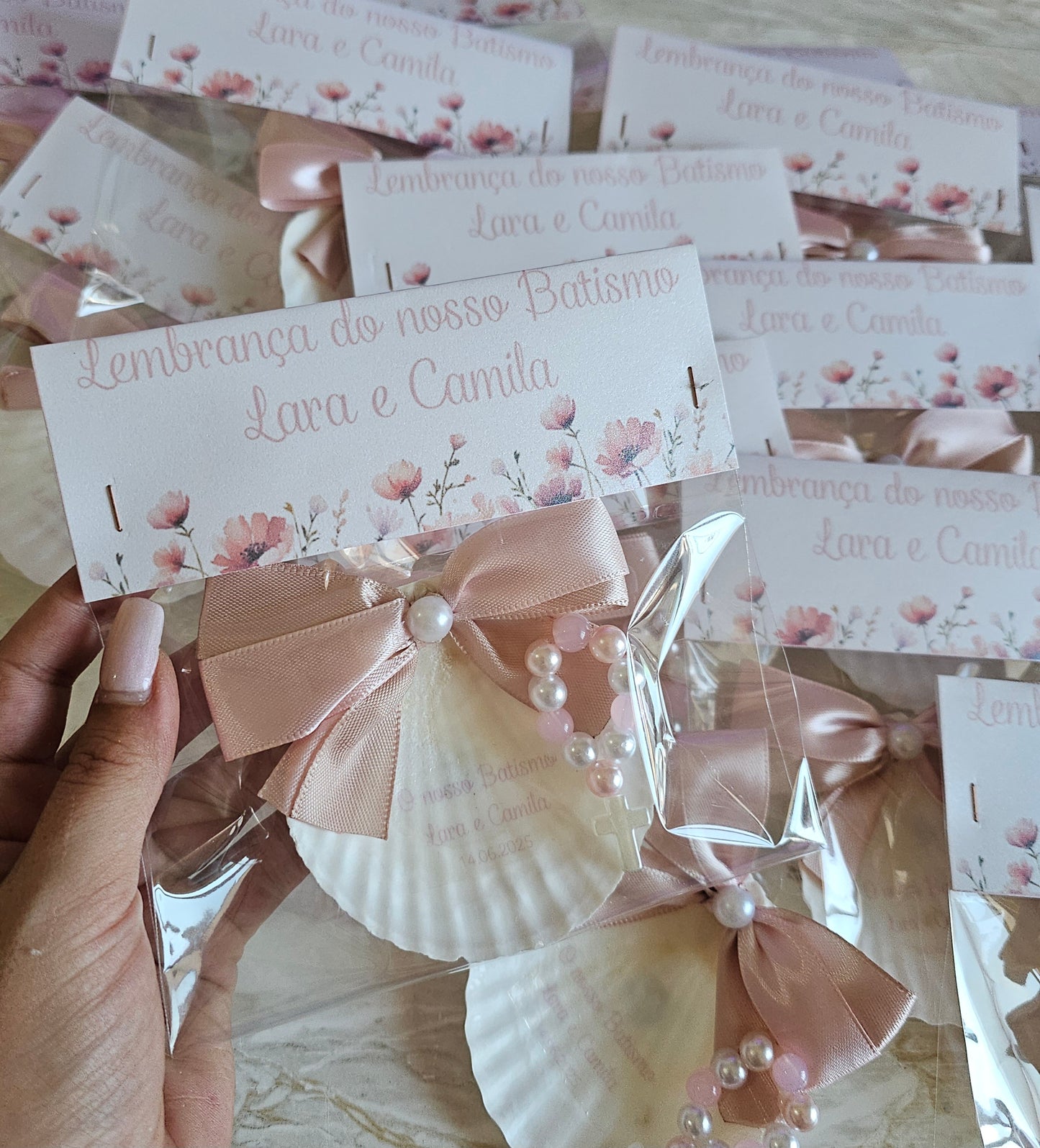 Concha média c/íman personalizada "L&C"