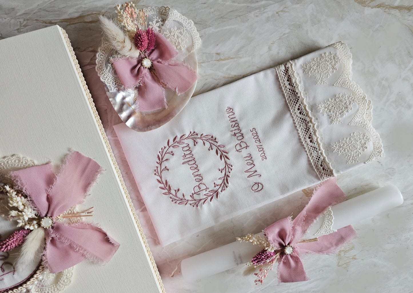 Conjunto de Batismo "Benedita" flores preservadas