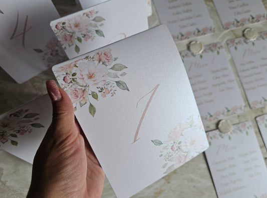 Marcadores de mesa floral "Numeração"