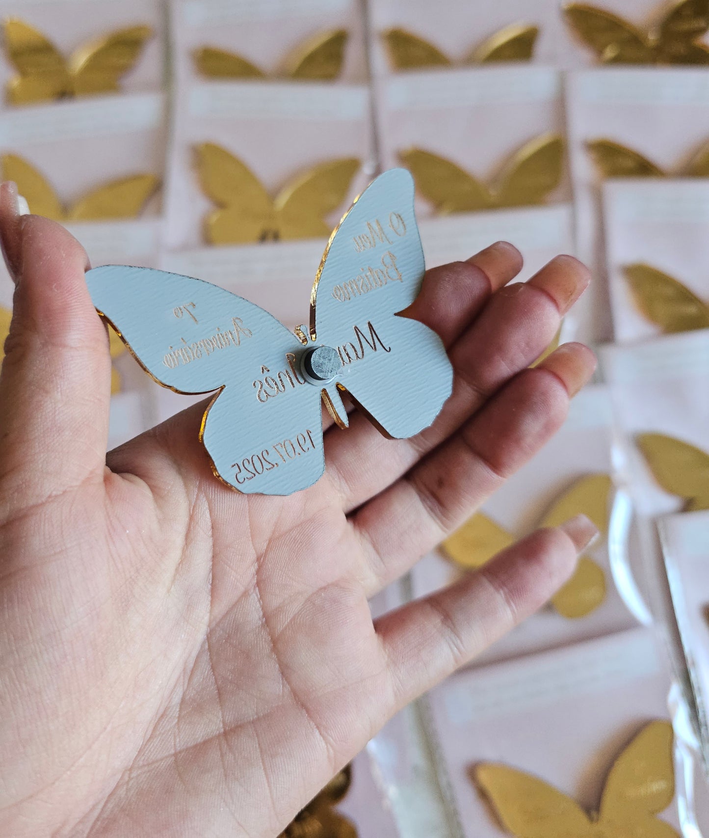Íman borboleta acrílico dourado" Maria Inês"