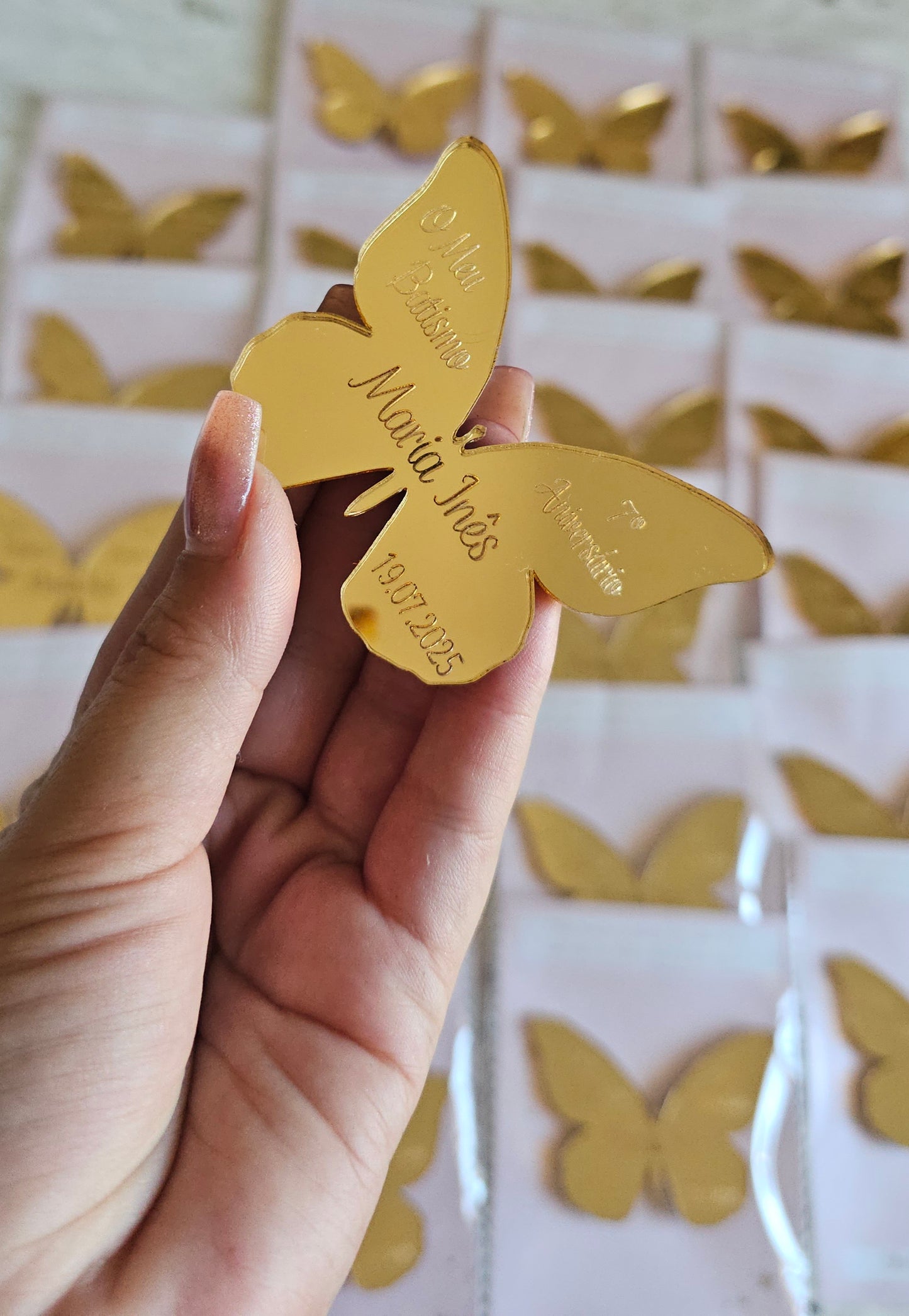 Íman borboleta acrílico dourado" Maria Inês"