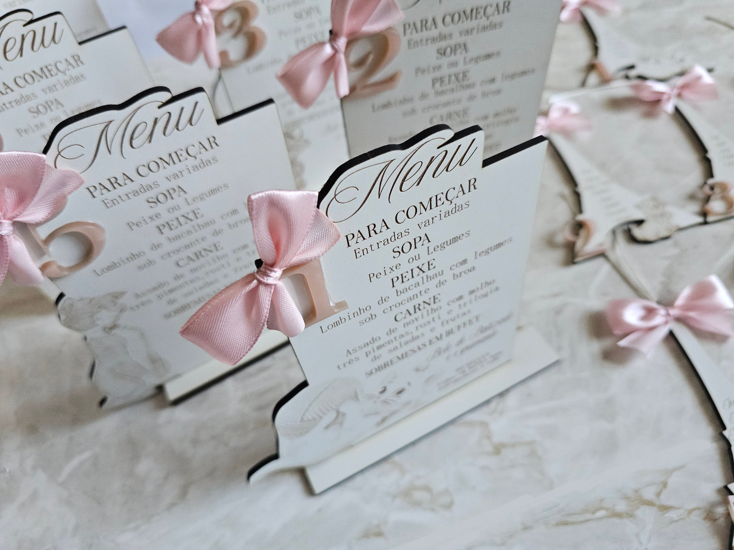 Marcador de mesa 2 em 1 ( Menu+ Marcador) Aristogatos