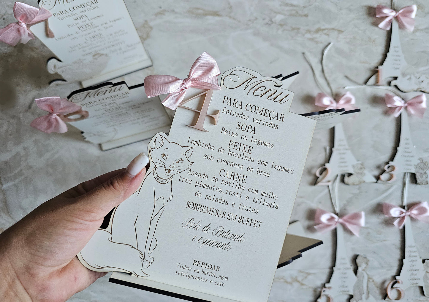 Marcador de mesa 2 em 1 ( Menu+ Marcador) Aristogatos