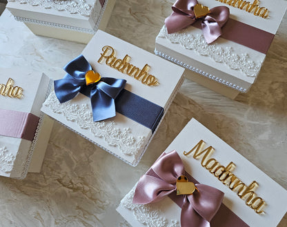 Caixas especiais Padrinhos "Acrílico dourado "