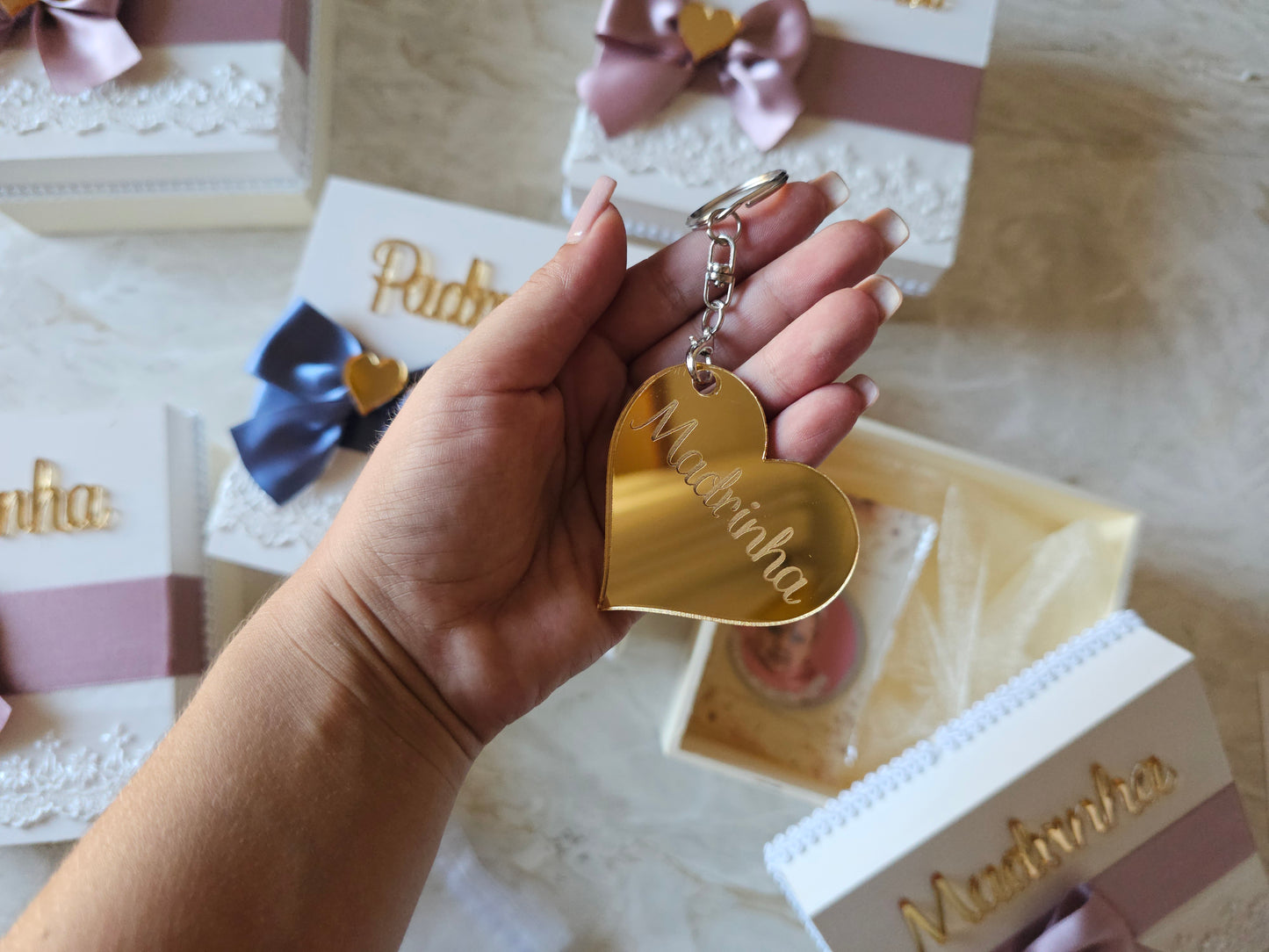 Caixas especiais Padrinhos "Acrílico dourado "