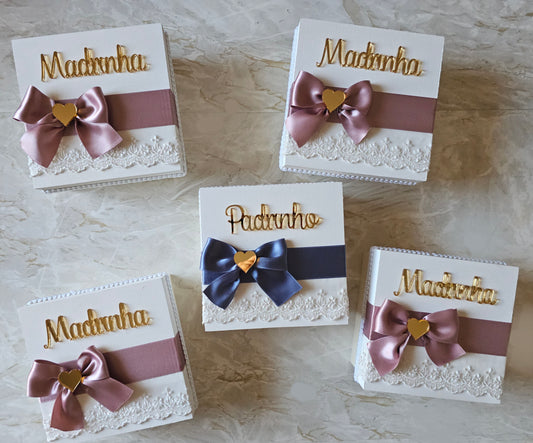 Caixas especiais Padrinhos "Acrílico dourado "