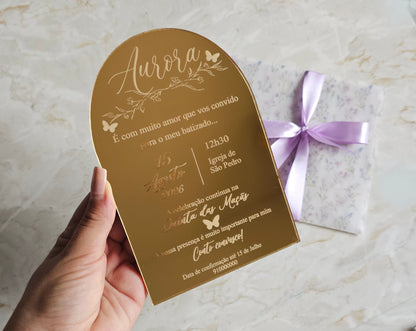 Convite acrílico dourado espelhado "Violeta"