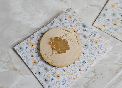Íman personalizado c/aplicação em acrílico dourado espelhado "Floral amarelo"