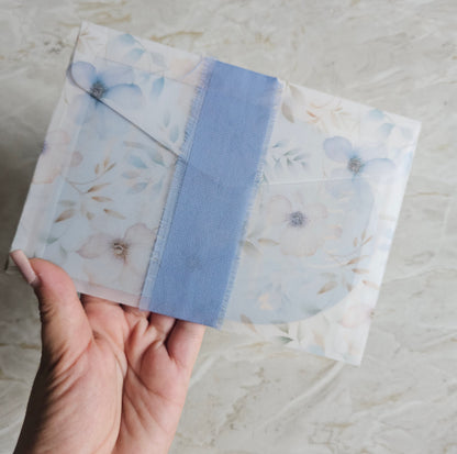 Convite acrílico dourado espelhado "rosa e azul"