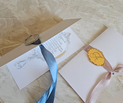 Convite em acrílico prateado "espelho mágico"