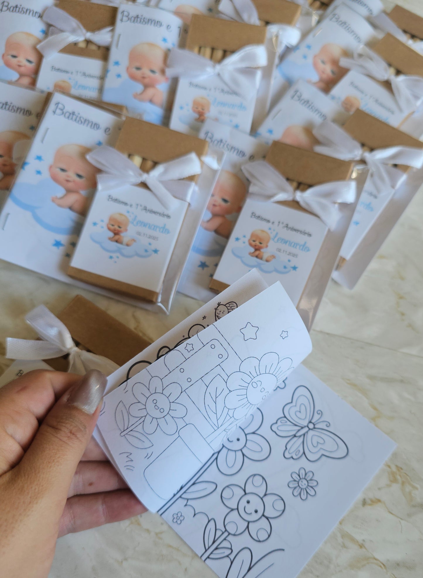 Kit lápis de colorir + livro de desenhos "Baby Boss"