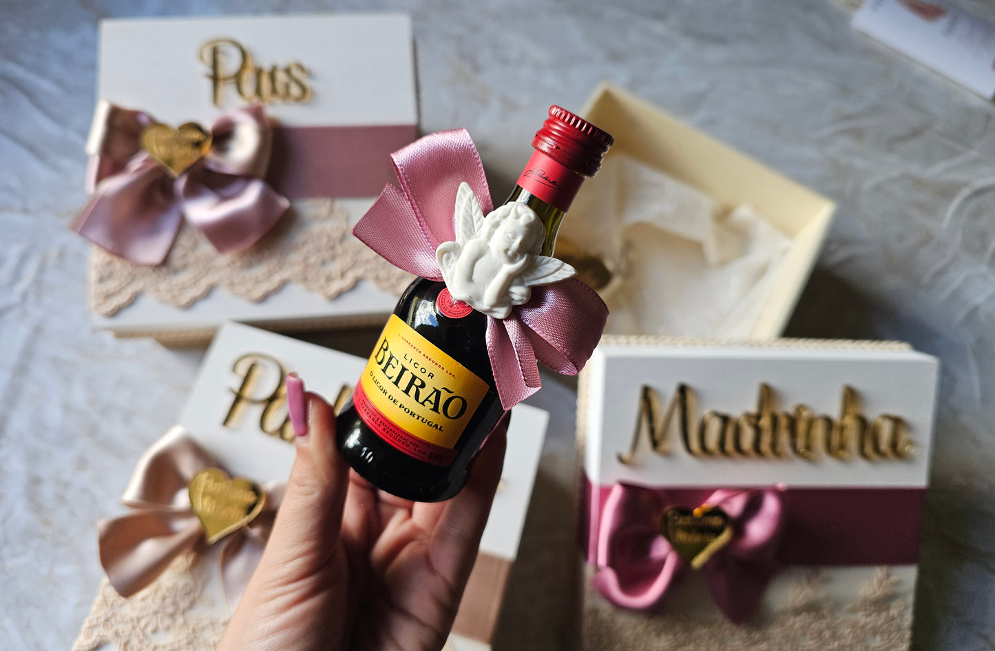 Caixas Padrinhos e Pais "Vitória ♡"