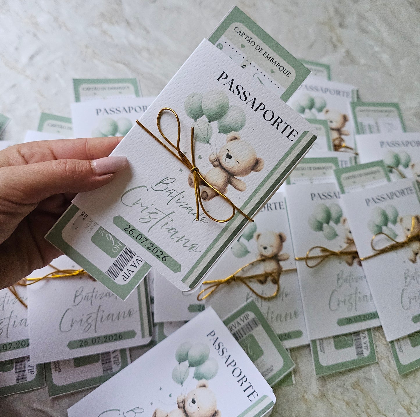 Convites passaporte "Ursinho verde"