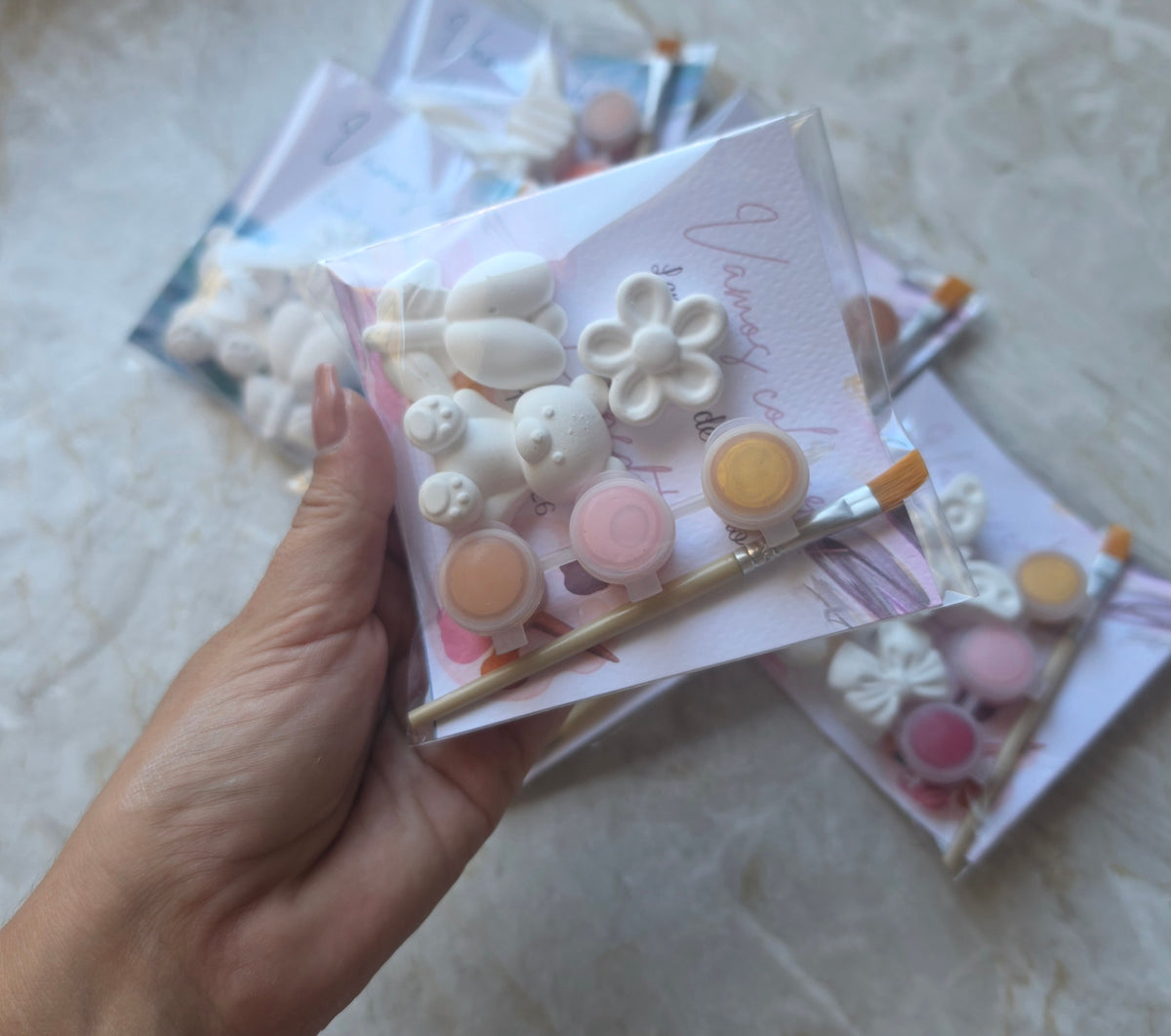 Kits gesso para colorir variados 🤍🩷🩵