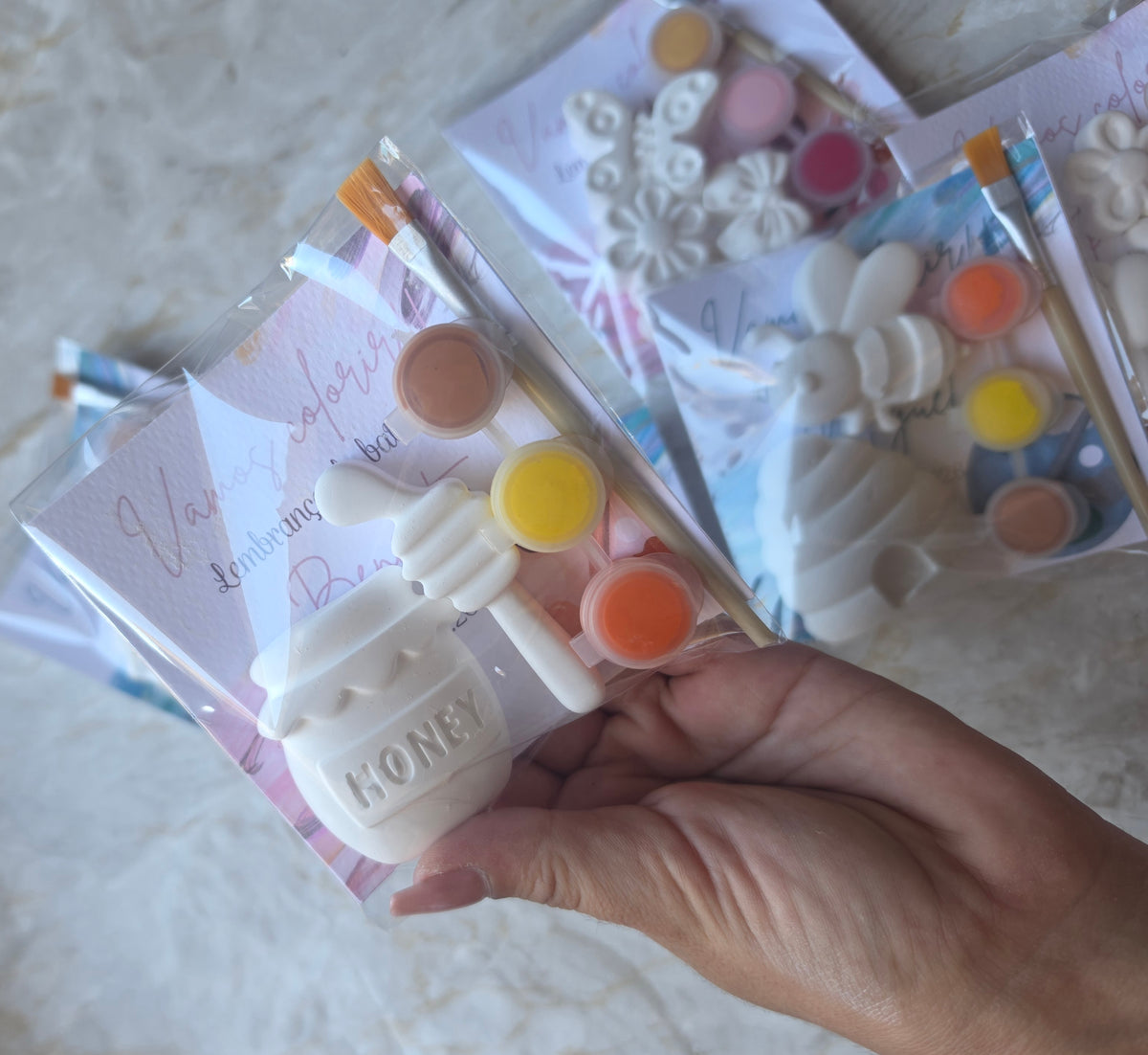 Kits gesso para colorir variados 🤍🩷🩵