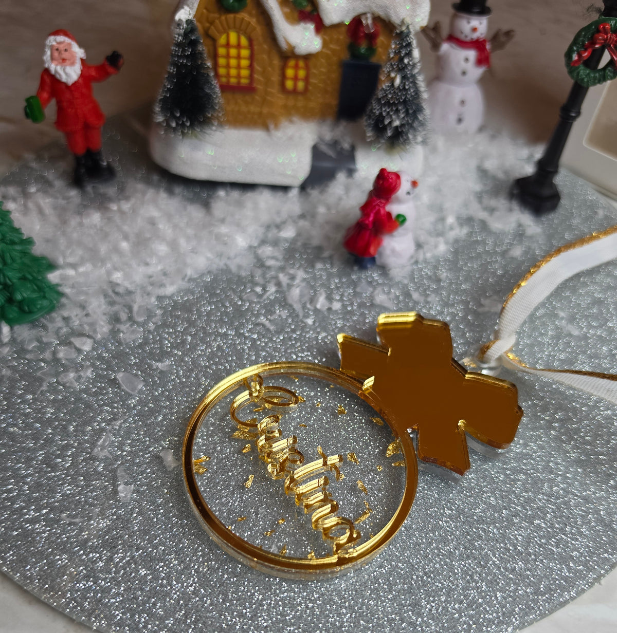Bola Natal flocos de ouro com nome
